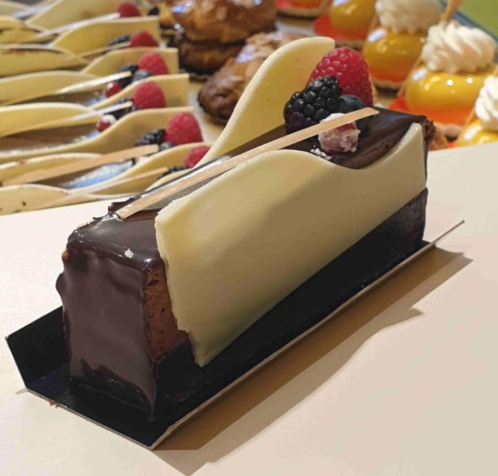 Des chocolats et des confiseries à offrir et a partagé.